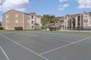 4704 Walden Cir, Orlando, FL 32811 - Photo 8