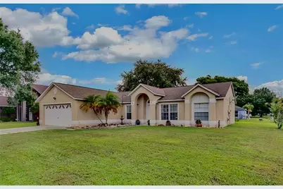 4215 Red Bird Avenue, Saint Cloud, FL 34772 - Photo 2