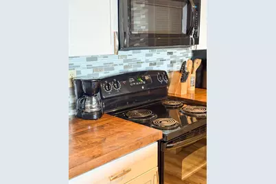 2731 N Poinciana Boulevard #105, Kissimmee, FL 34746 - Photo 16