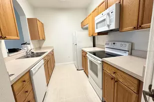 8101 Coconut Palm Way, Kissimmee, FL 34747 - Photo 6