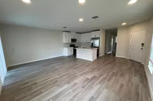 5069 Prairie Preserve Run, Saint Cloud, FL 34772 - Photo 4