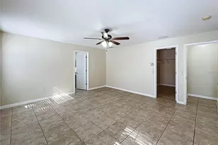 7465 Hunters Greene Cir, Lakeland, FL 33810 - Photo 14