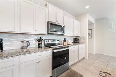 4250 Lana Avenue, Davenport, FL 33897 - Photo 10