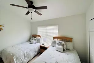 2413 Silver Palm Dr, Kissimmee, FL 34747 - Photo 10