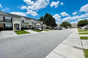 2413 Silver Palm Dr, Kissimmee, FL 34747 - Photo 2