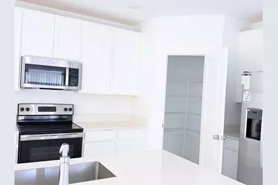 2339 Burney Falls Lane, Davenport, FL 33837 - Photo 10