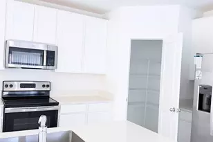 2339 Burney Fls Ln, Davenport, FL 33837 - Photo 10