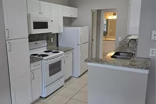 2632 Robert Trent Jones Dr, Orlando, FL 32835 - Photo 2