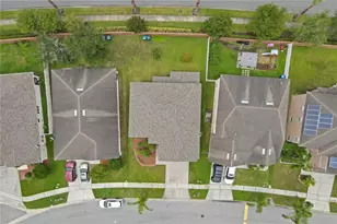 2827 Sand Arbor Cir, Orlando, FL 32824 - Photo 2