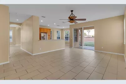 2827 Sand Arbor Circle, Orlando, FL 32824 - Photo 10