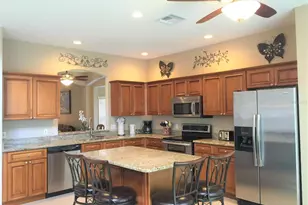 949 Lake Berkley Dr, Kissimmee, FL 34746 - Photo 6