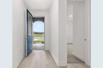 1014 Swamp Chestnut Loop, Lady Lake, FL 32159 - Photo 2