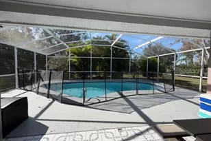 1183 Creek Woods Cir, Saint Cloud, FL 34772 - Photo 2