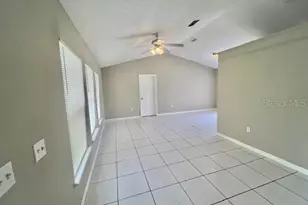 2342 Queenswood Cir, Kissimmee, FL 34743 - Photo 6