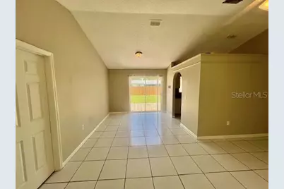 2342 Queenswood Circle, Kissimmee, FL 34743 - Photo 4