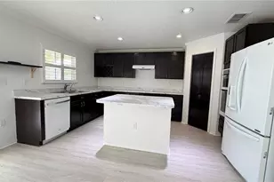 12614 Boggy Pointe Dr, Orlando, FL 32824 - Photo 10