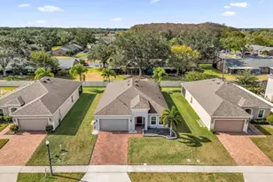 2751 Wadeview Loop, Saint Cloud, FL 34769 - Photo 14