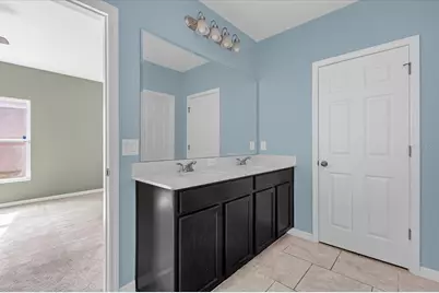 2751 Wadeview Loop, Saint Cloud, FL 34769 - Photo 10