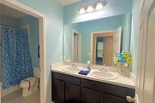 2751 Wadeview Loop, Saint Cloud, FL 34769 - Photo 10