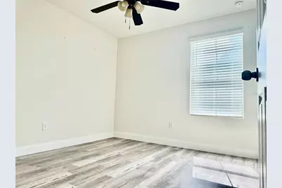 2540 Blowing Breeze Avenue, Kissimmee, FL 34744 - Photo 20