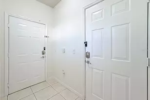 2586 Grand Central Pkwy, Orlando, FL 32839 - Photo 8