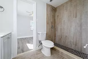 2408 E Magnolia St, Lakeland, FL 33801 - Photo 12