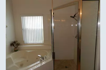 2641 Meadow View Court, Kissimmee, FL 34746 - Photo 48