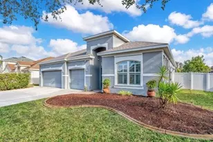3617 Holden Dr, Saint Cloud, FL 34769 - Photo 2