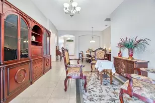 3617 Holden Dr, Saint Cloud, FL 34769 - Photo 4