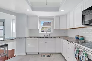 1810 Atrium Dr, Sun City Center, FL 33573 - Photo 16