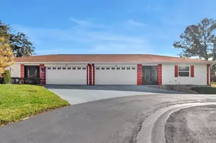 1810 Atrium Dr, Sun City Center, FL 33573 - Photo 2