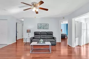 1810 Atrium Dr, Sun City Center, FL 33573 - Photo 10