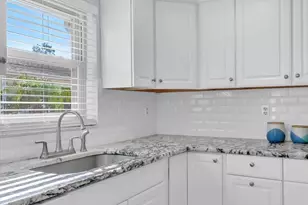 1810 Atrium Dr, Sun City Center, FL 33573 - Photo 18