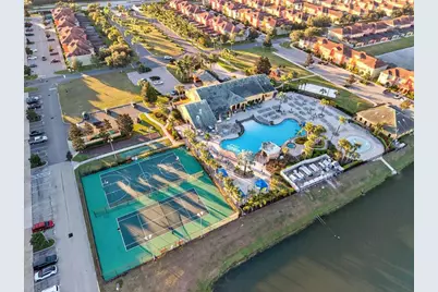 8957 Majesty Palm Road, Kissimmee, FL 34747 - Photo 6