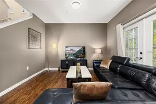 8996 Silver Pl, Kissimmee, FL 34747 - Photo 16