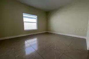 4536 Lake Russell Rd, Kissimmee, FL 34746 - Photo 4