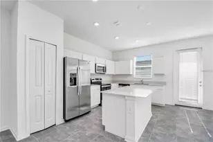 121 Bogey Dr, Davenport, FL 33896 - Photo 4