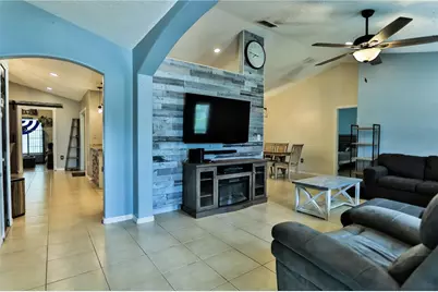 330 Chiquita Court, Kissimmee, FL 34758 - Photo 4