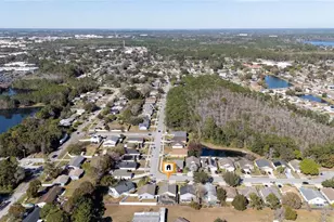 2044 Donegan Pl, Orlando, FL 32826 - Photo 6