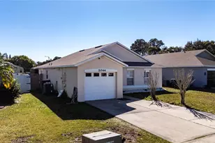 2044 Donegan Pl, Orlando, FL 32826 - Photo 2