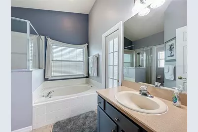 2541 Oneida Loop, Kissimmee, FL 34747 - Photo 40