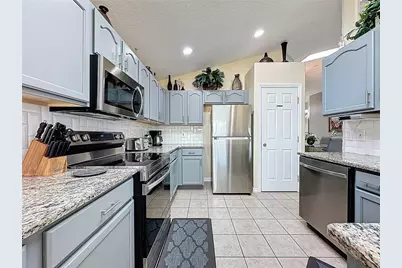 2541 Oneida Loop, Kissimmee, FL 34747 - Photo 22