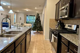 5565 Misty Oak Cir, Davenport, FL 33837 - Photo 8