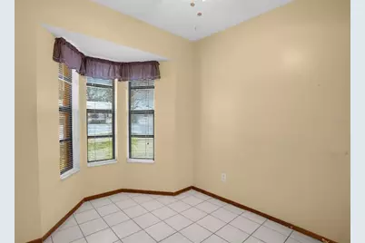 1822 Foxhall Circle #1822, Kissimmee, FL 34741 - Photo 8