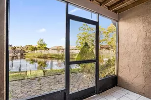 1822 Foxhall Cir, Kissimmee, FL 34741 - Photo 2