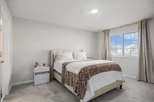 4986 Prairie Preserve Run, Saint Cloud, FL 34772 - Photo 16