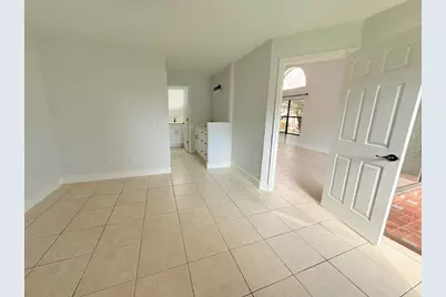 109 Lakepointe Circle, Kissimmee, FL 34743 - Photo 12