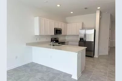 2452 Skyline Loop, Kissimmee, FL 34758 - Photo 2