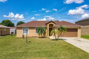 723 Parrot Ct, Kissimmee, FL 34759 - Photo 1