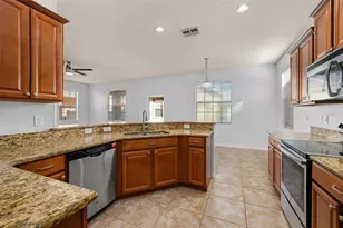 6829 Sundrop St, Harmony, FL 34773 - Photo 26